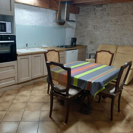 Ferme Pedagogique " L'Bout D'Chemin" Villa Genevreuille ภายนอก รูปภาพ